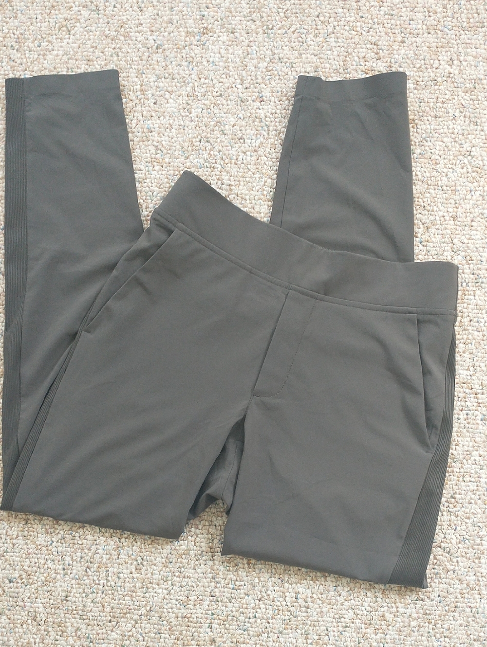 ATHLETA Brooklyn  Ankle Pant Green Size 0